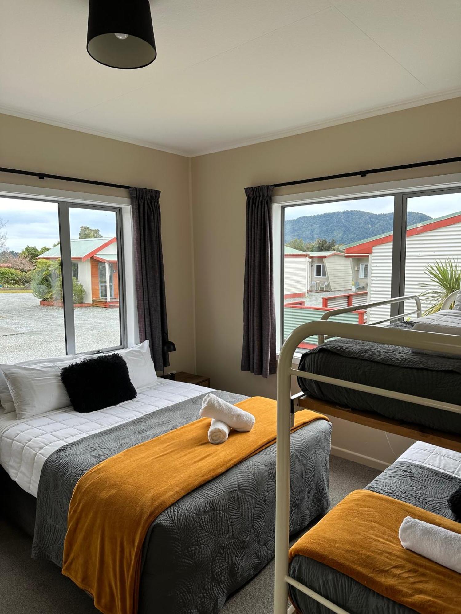 Franz Josef Top 10 Holiday Park Eksteriør bilde